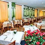 Isabella ホテル 4*